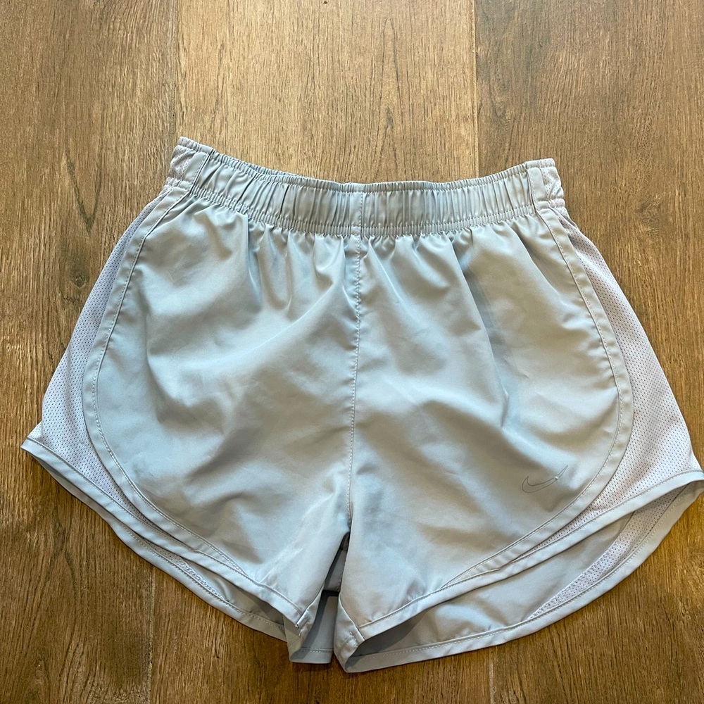 NIKE shorts almost brand new